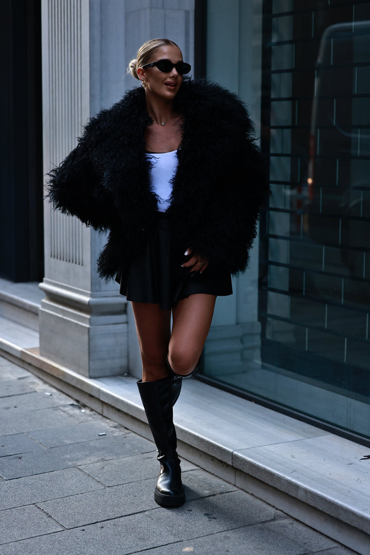 Kožuch Mongolian čierna