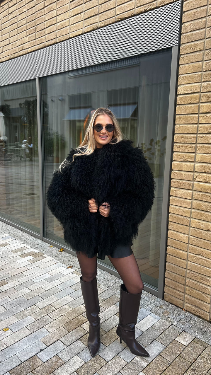 Kožuch Mongolian čierna