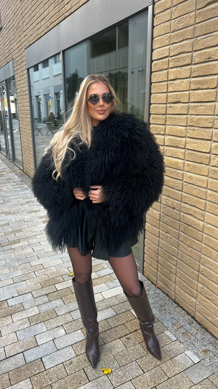 Kožuch Mongolian čierna