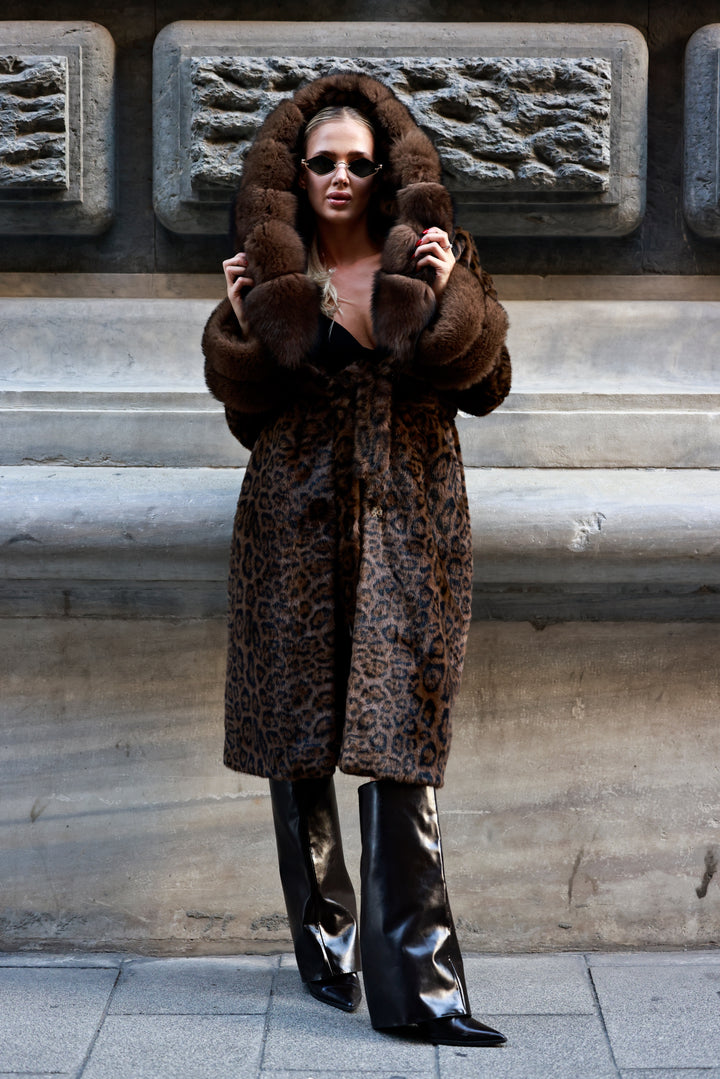 COAT LEO