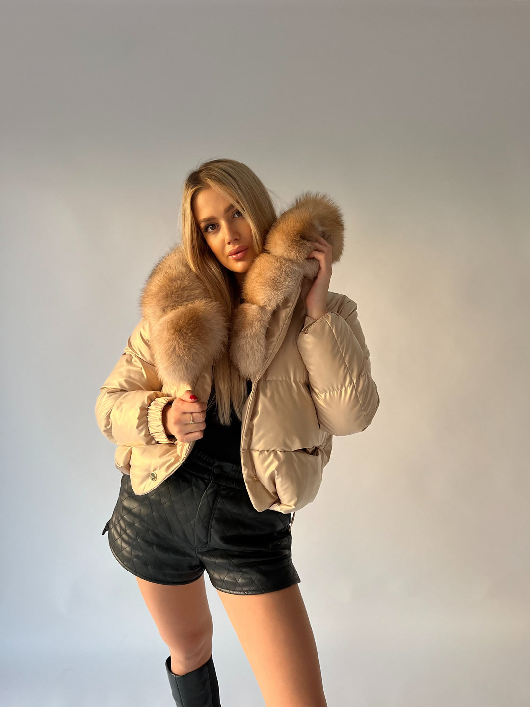 Perleťová bunda shine béžová