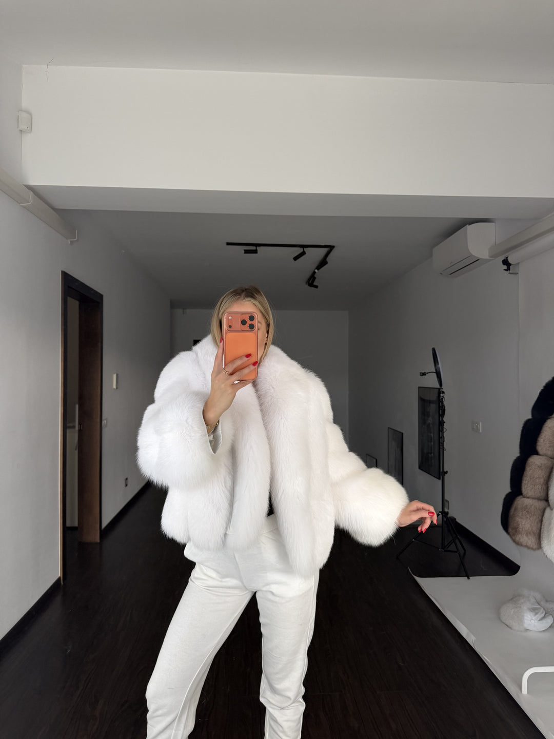 FUR LOPES SNOW – kožuch z pravej líšky